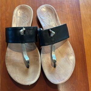Awesome sandals, size 5 1/2
